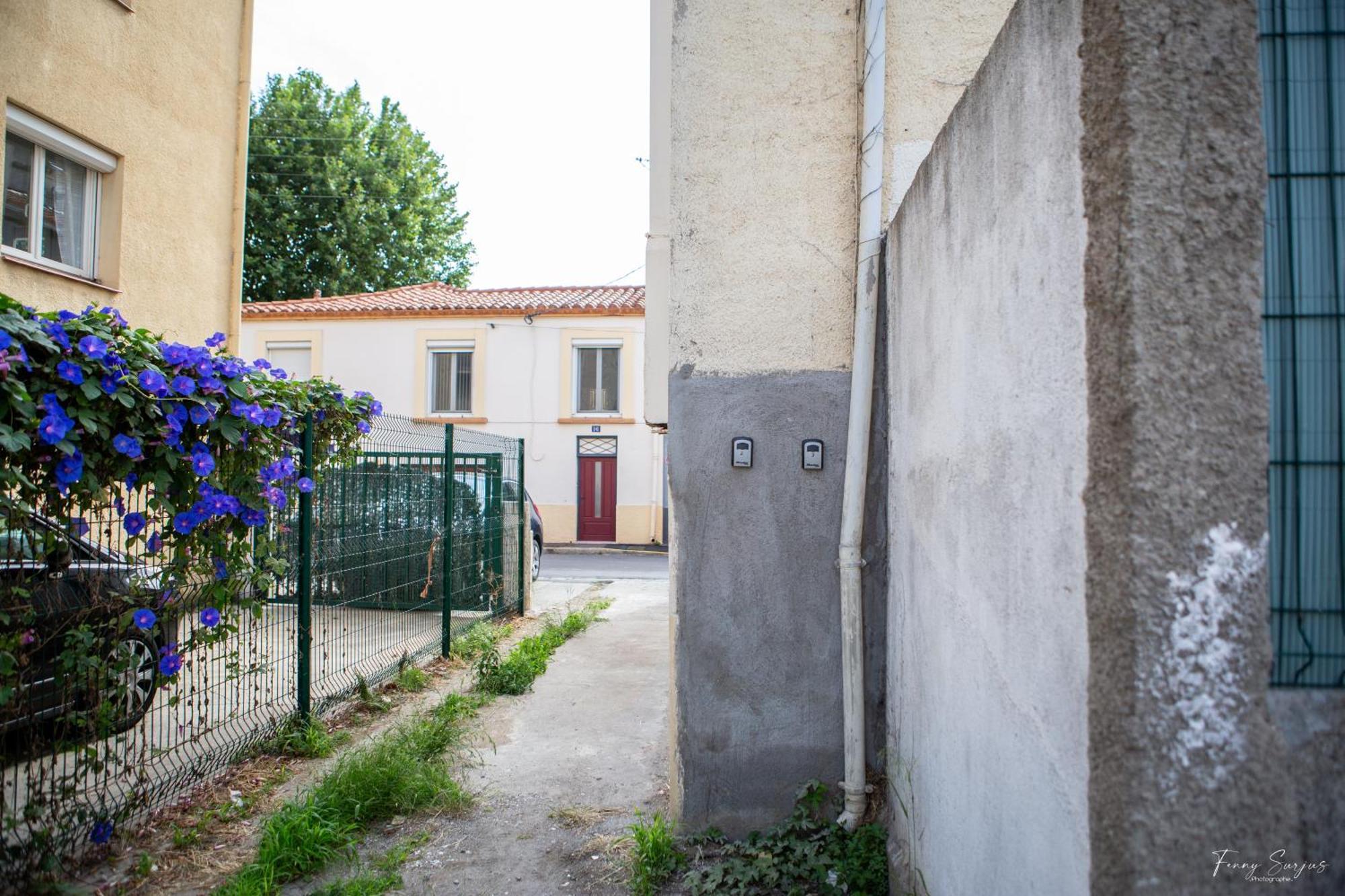 Appartements Confortables - Gare A 5 Min Pied - 20Min De La Plage - Terrasse Perpignano Esterno foto