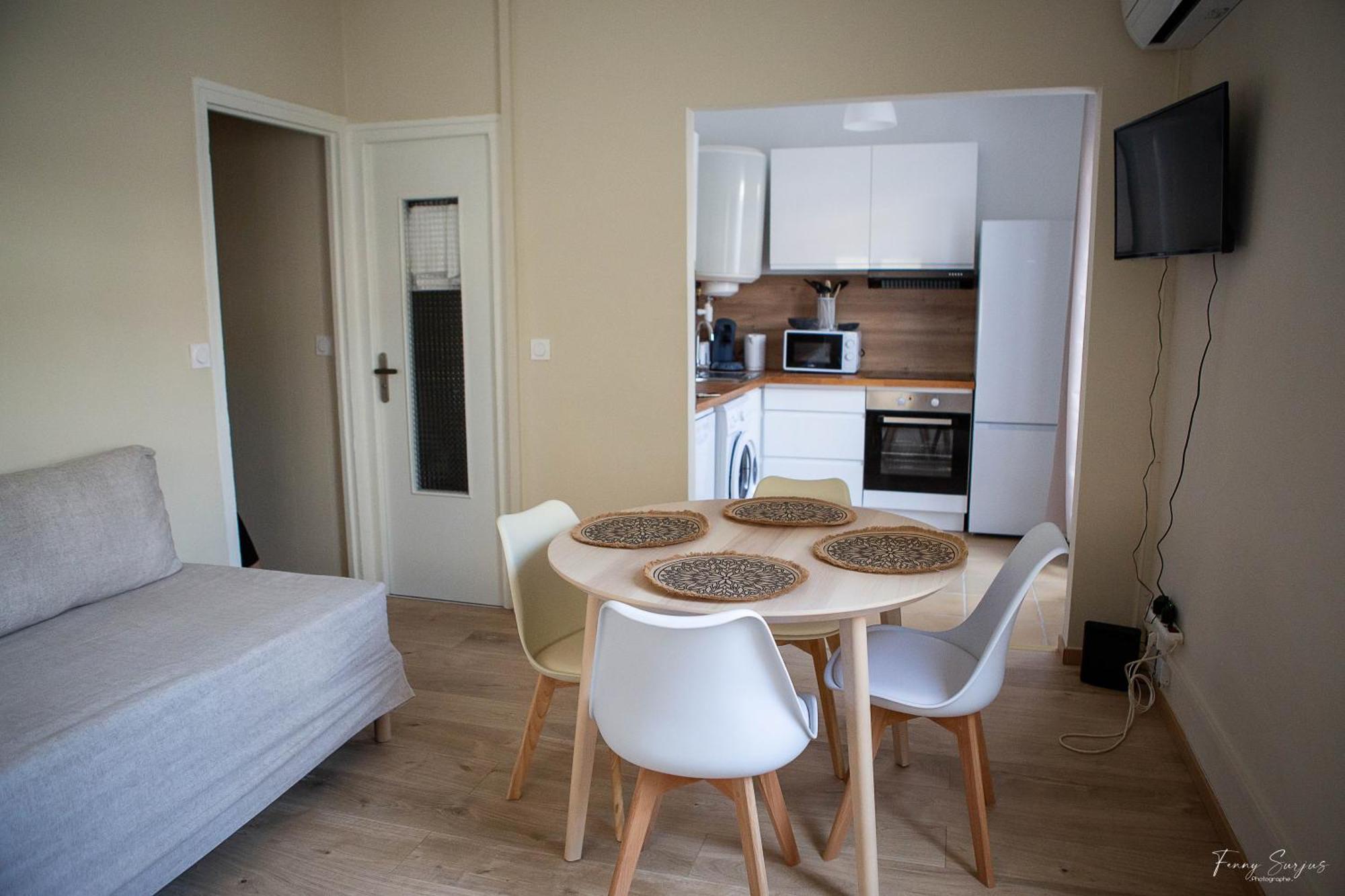 Appartements Confortables - Gare A 5 Min Pied - 20Min De La Plage - Terrasse Perpignano Esterno foto